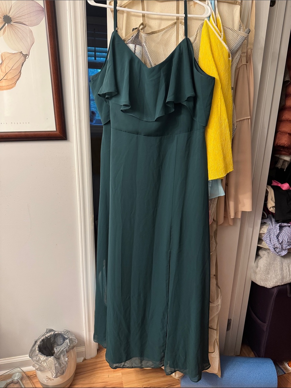 Beautiful Emerald Green chiffon gown